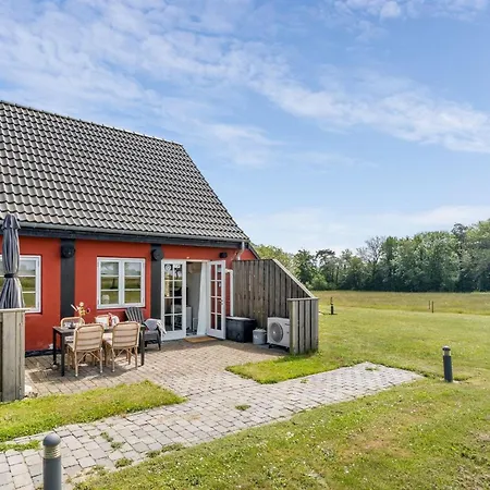 Antine - 6km From The Sea By Interhome * Akirkeby