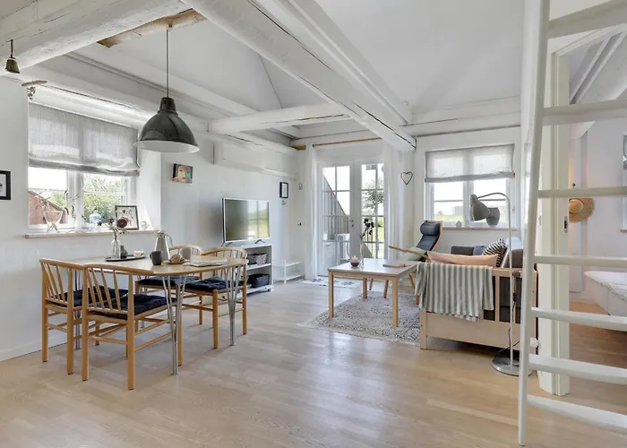 Antine - 6km From The Sea By Interhome